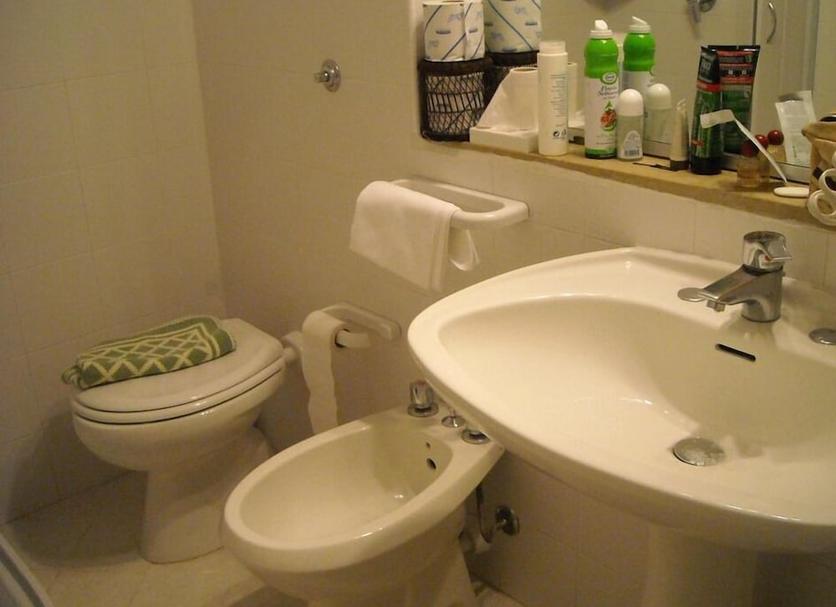 Bathroom Photo