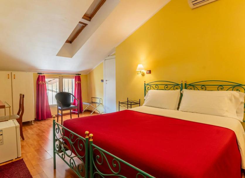 Bedroom Photo