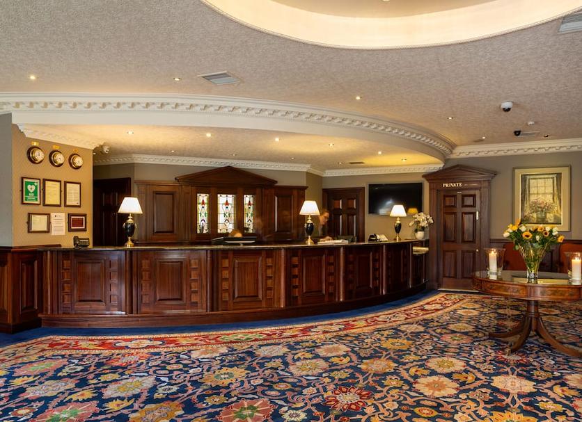 Front desk Photo
