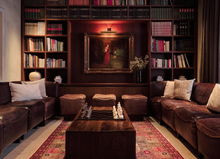 Lounge Photo