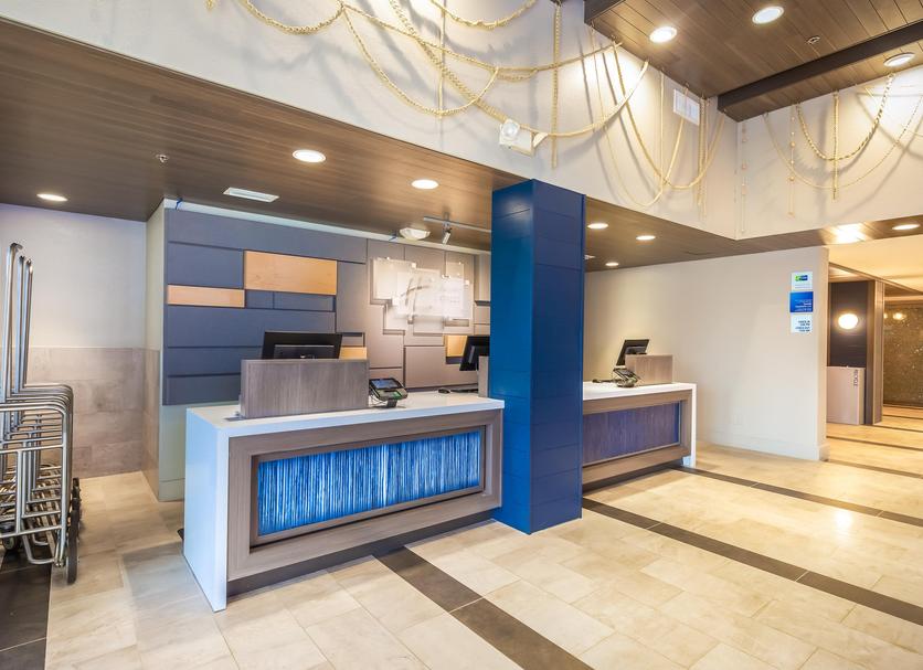 Front desk Photo