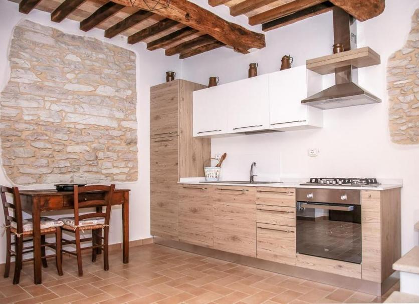 Kitchen Photo