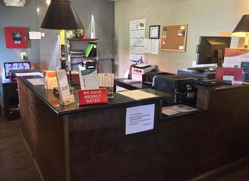 Front desk Photo