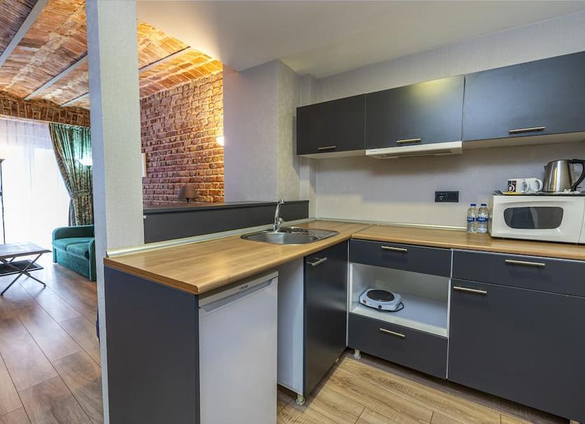 Kitchen Photo
