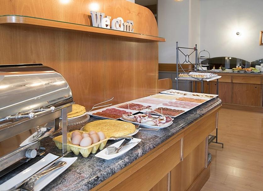Buffet Photo