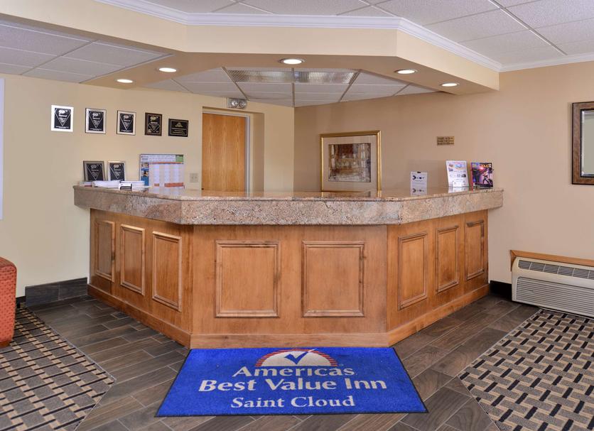 Front desk Photo