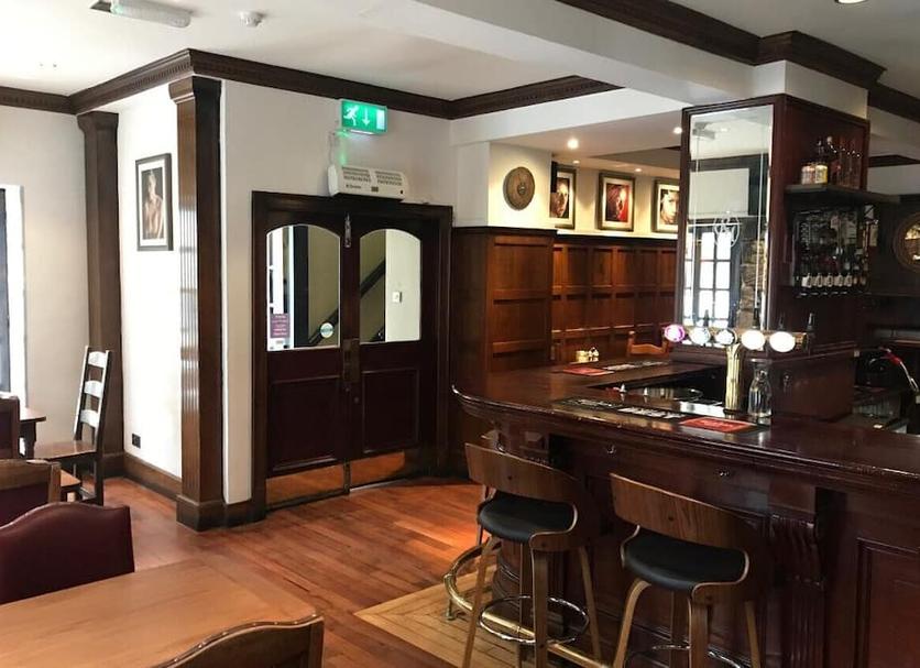 Bar Photo