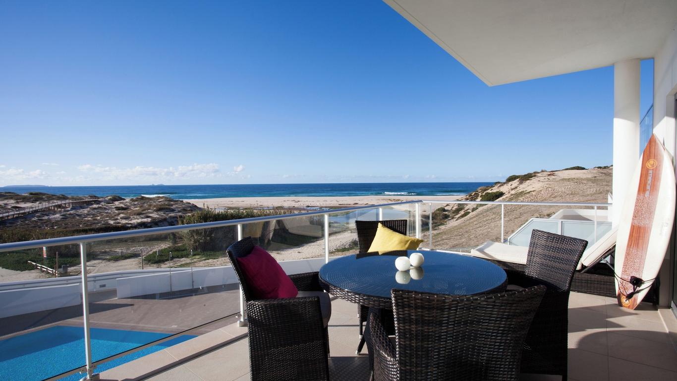 The Beachfront Praia D'el Rey Golf & Beach Resort