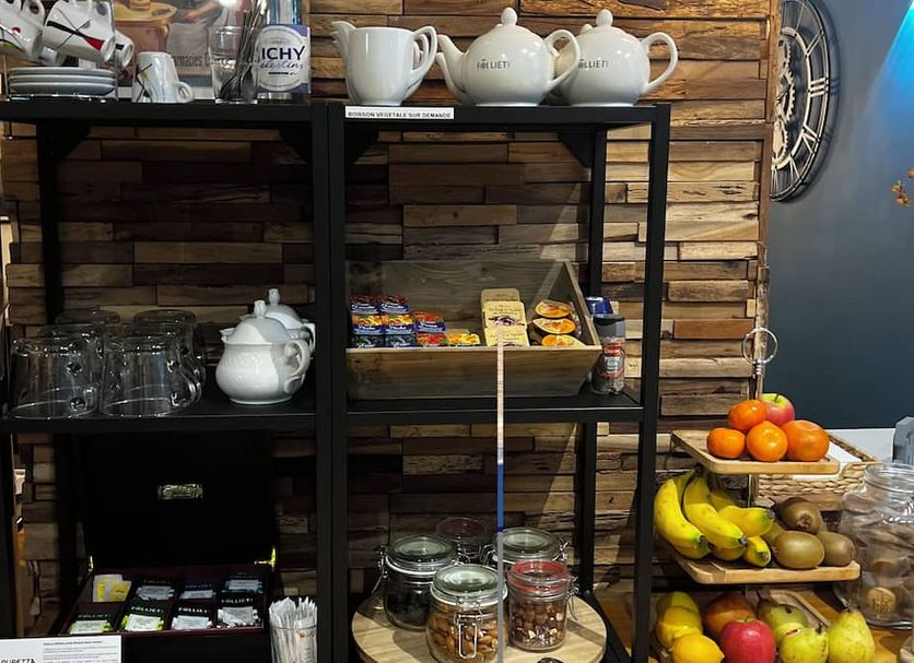 Buffet Photo