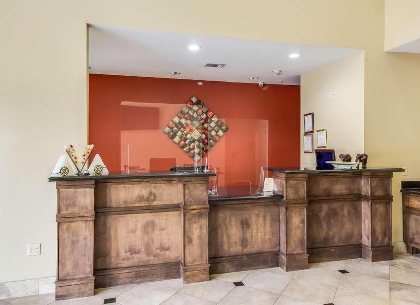 Front desk Photo