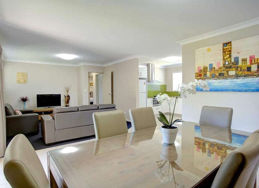 Dining room Photo