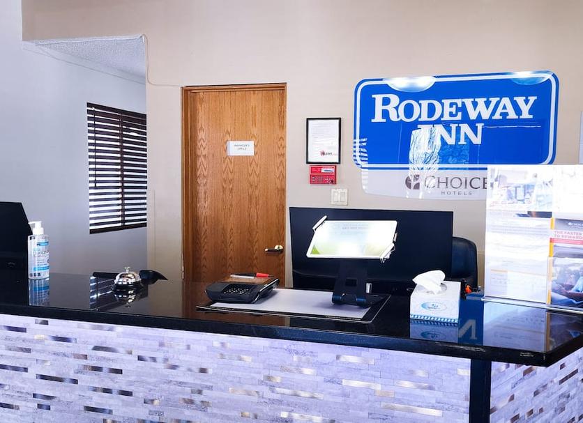 Front desk Photo
