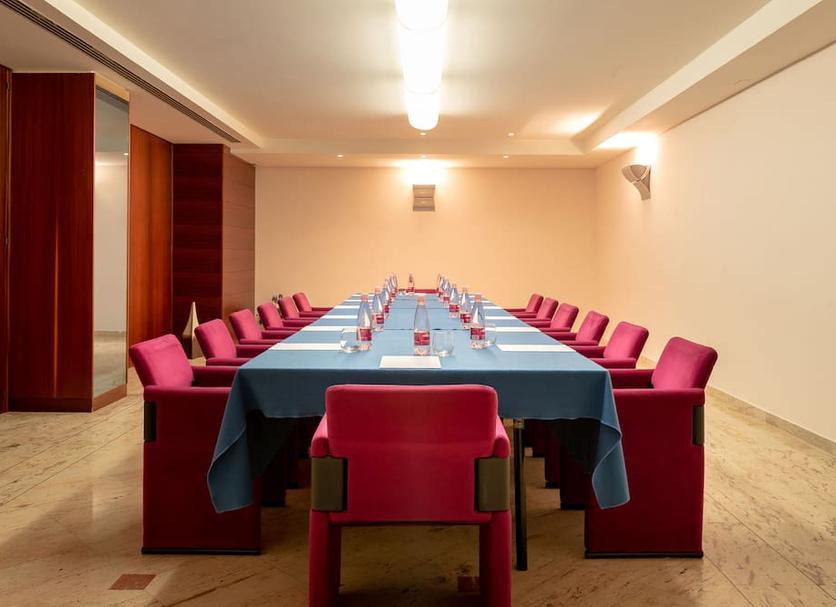 Conference room Photo