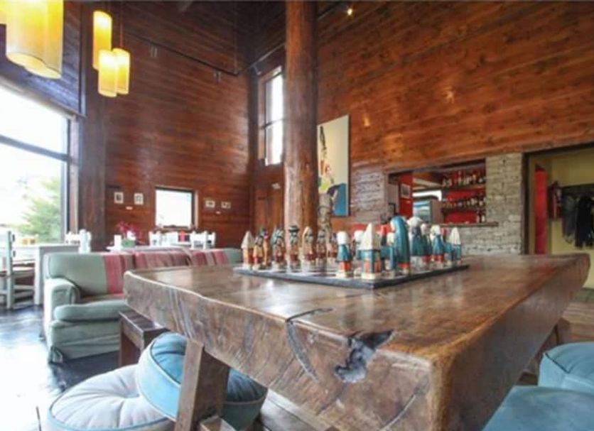 Bar Photo