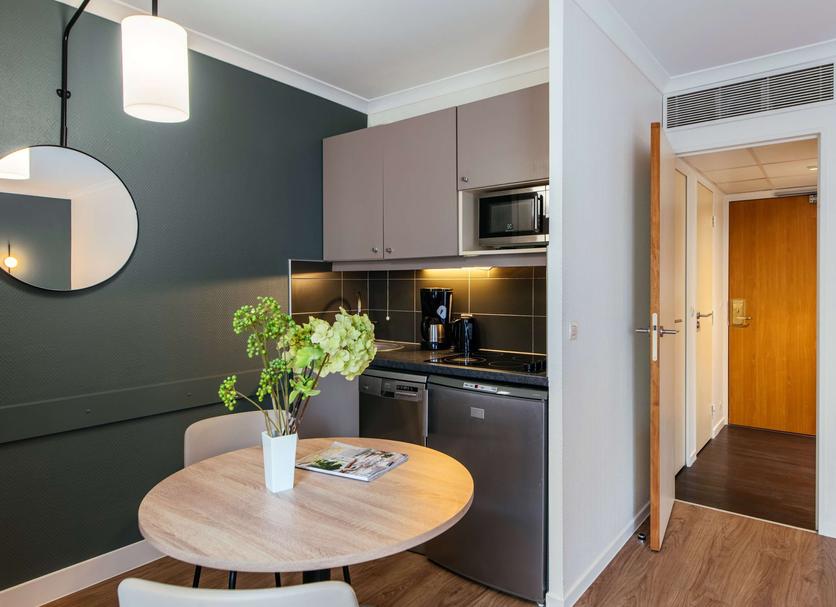 Kitchen Photo