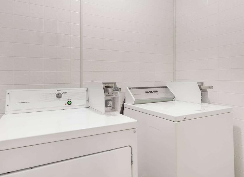 Laundry facility Photo