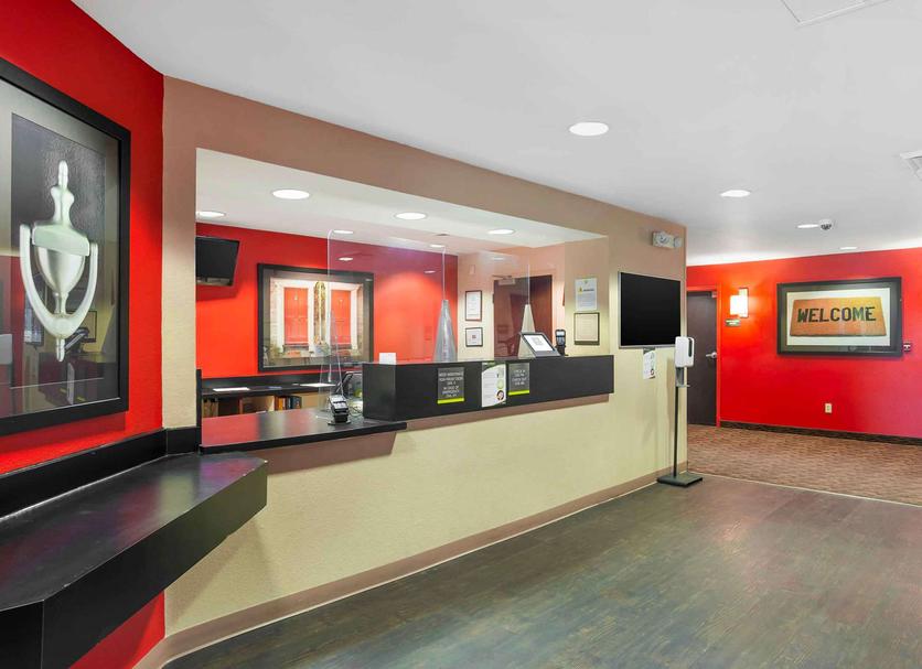 Front desk Photo