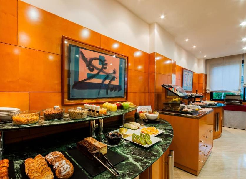 Buffet Photo
