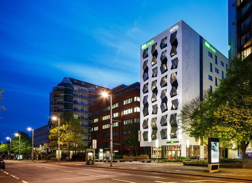 Building Photo