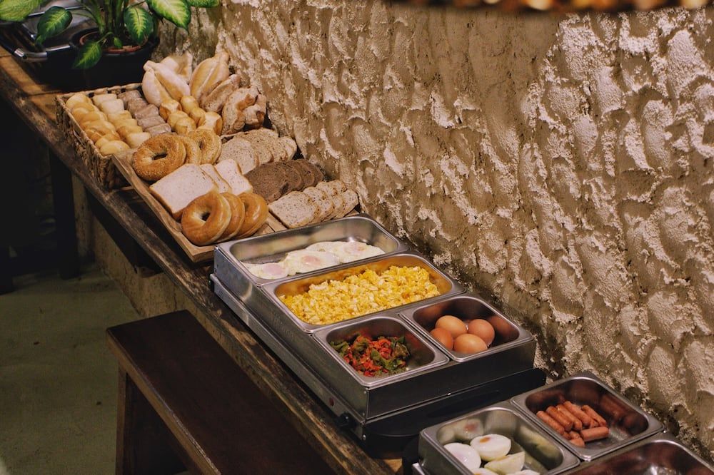 Buffet Photo
