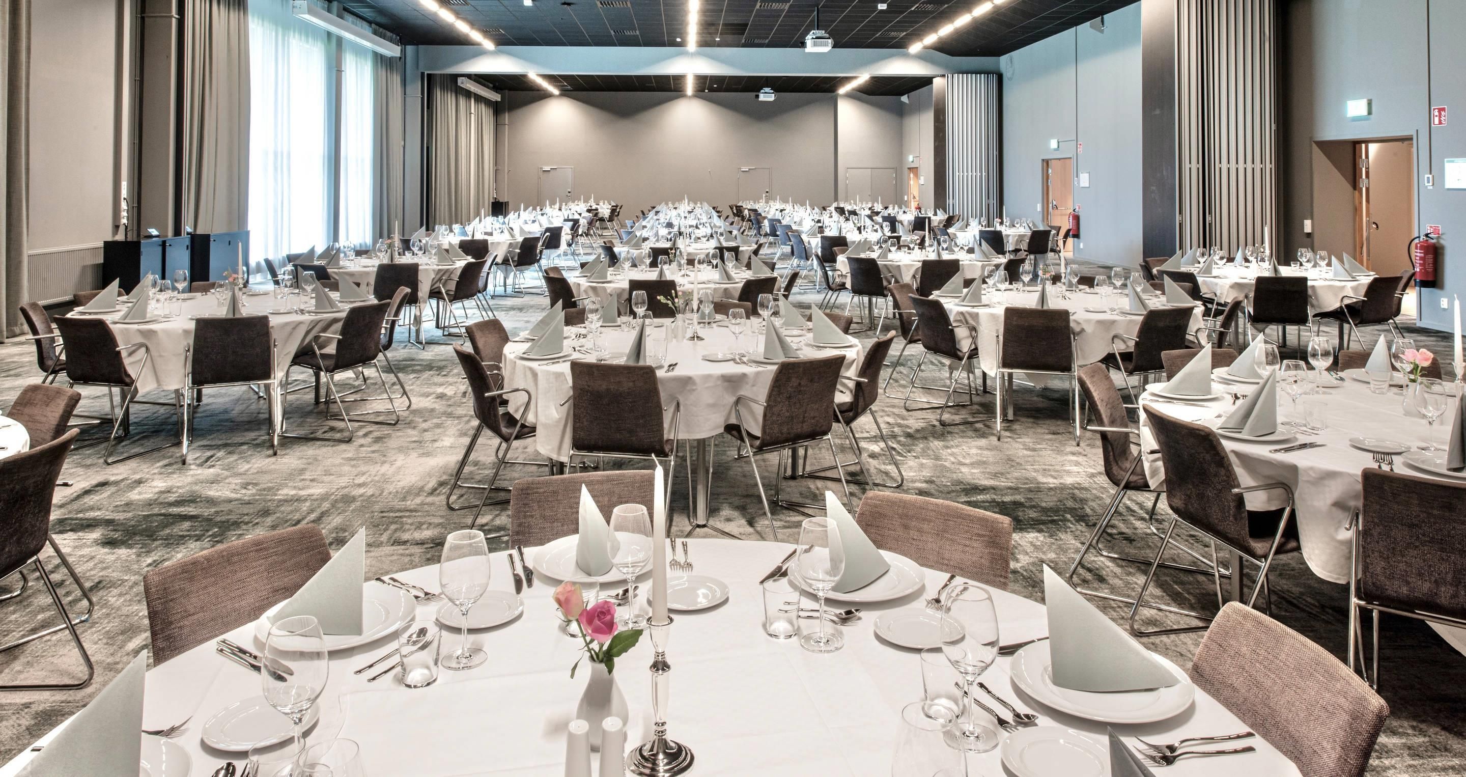 Banquet hall