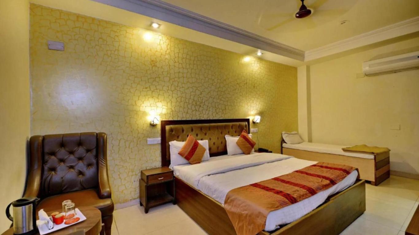 Hotel Diamond Inn