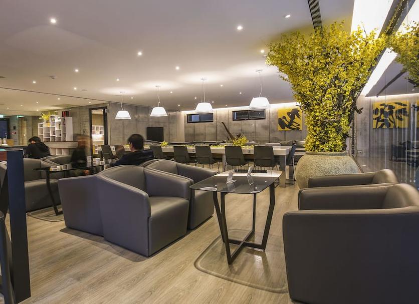 Lounge Photo