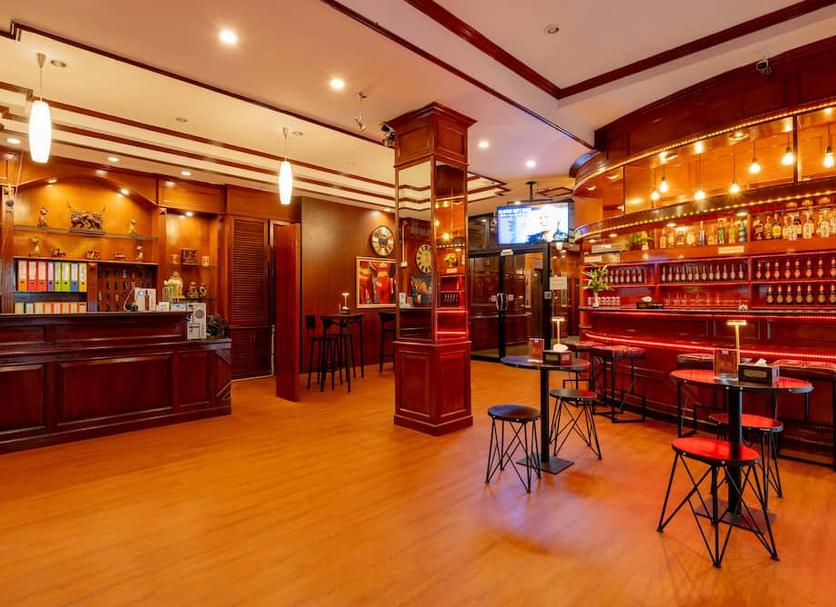 Bar Photo