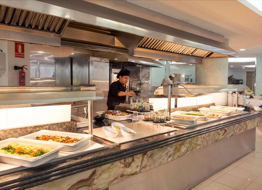 Buffet Photo