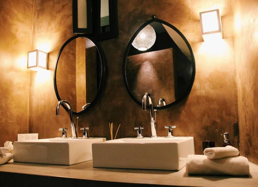 Bathroom Photo