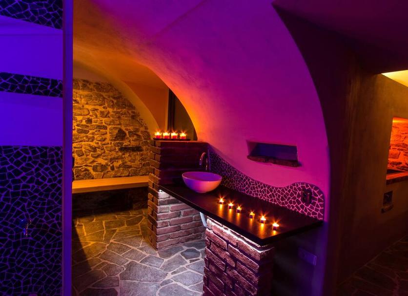 Spa Photo