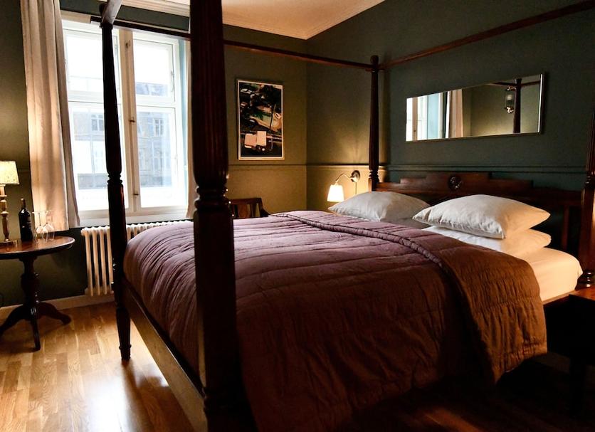 Bedroom Photo