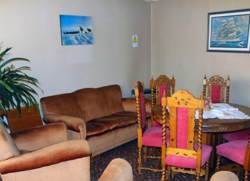 Dining room Photo