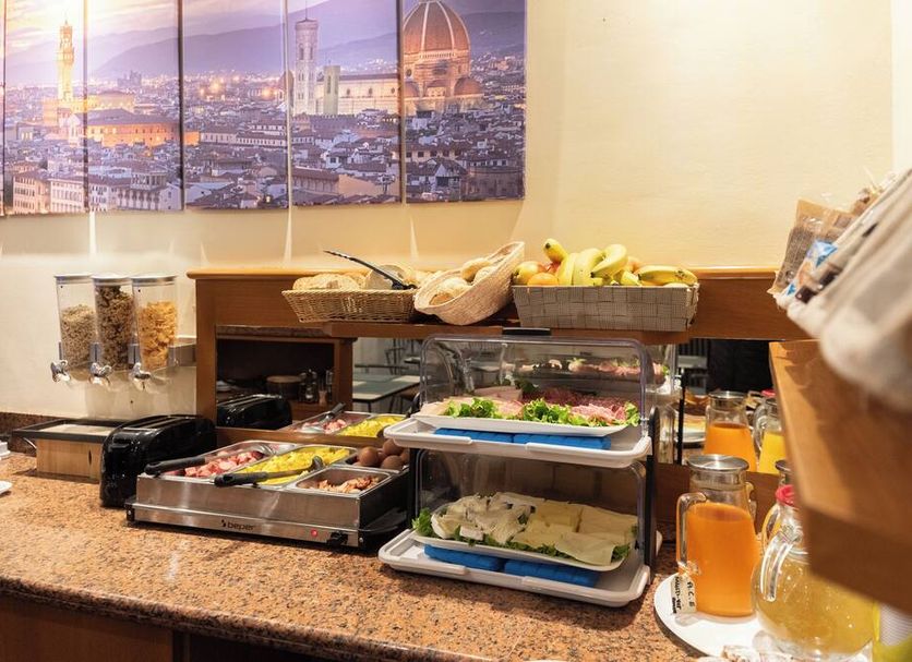 Buffet Photo