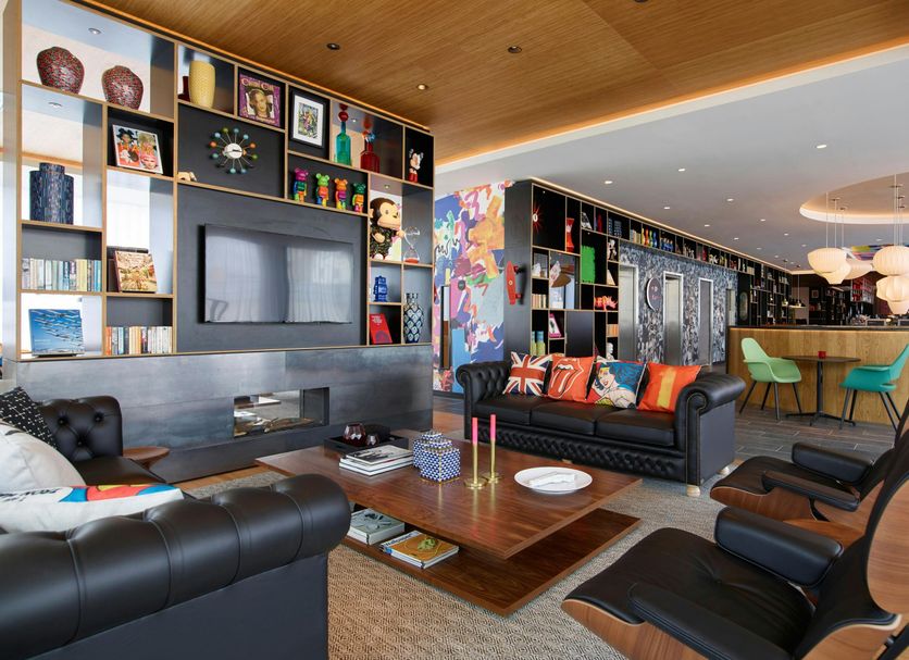 Lounge Photo