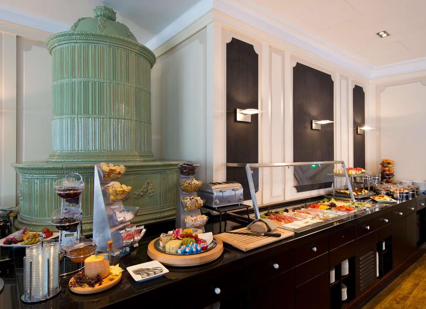 Buffet Photo