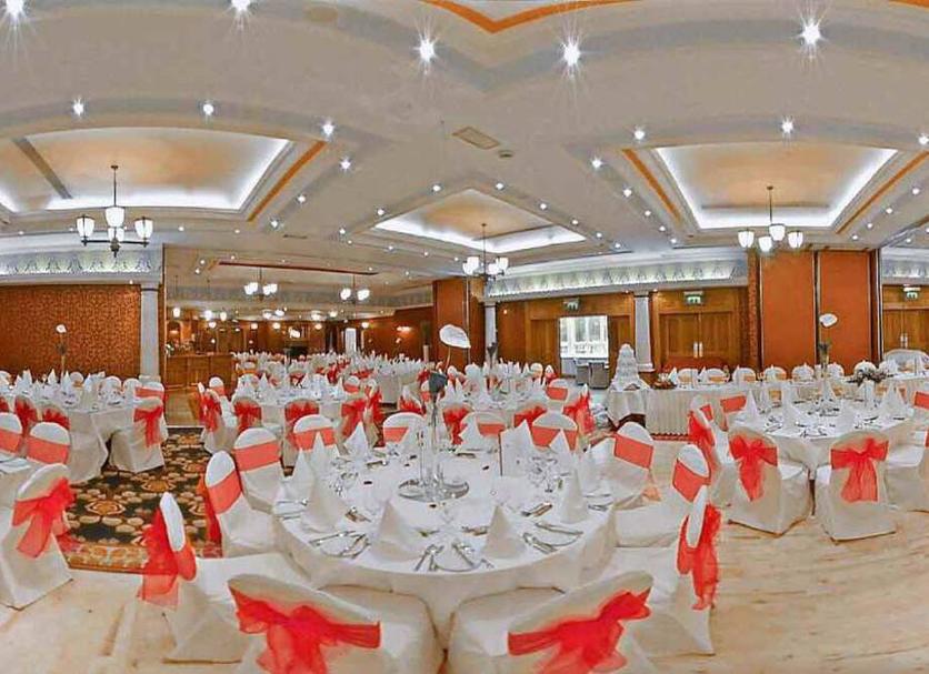 Banquet hall Photo