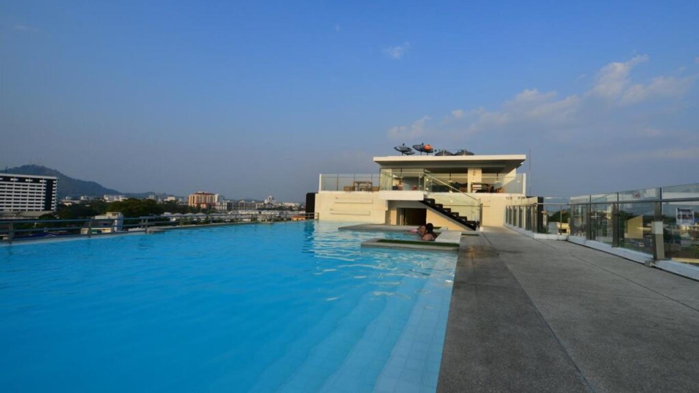 The Wide Suites