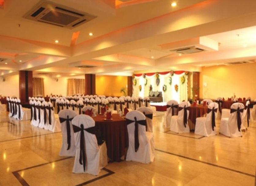 Banquet hall Photo