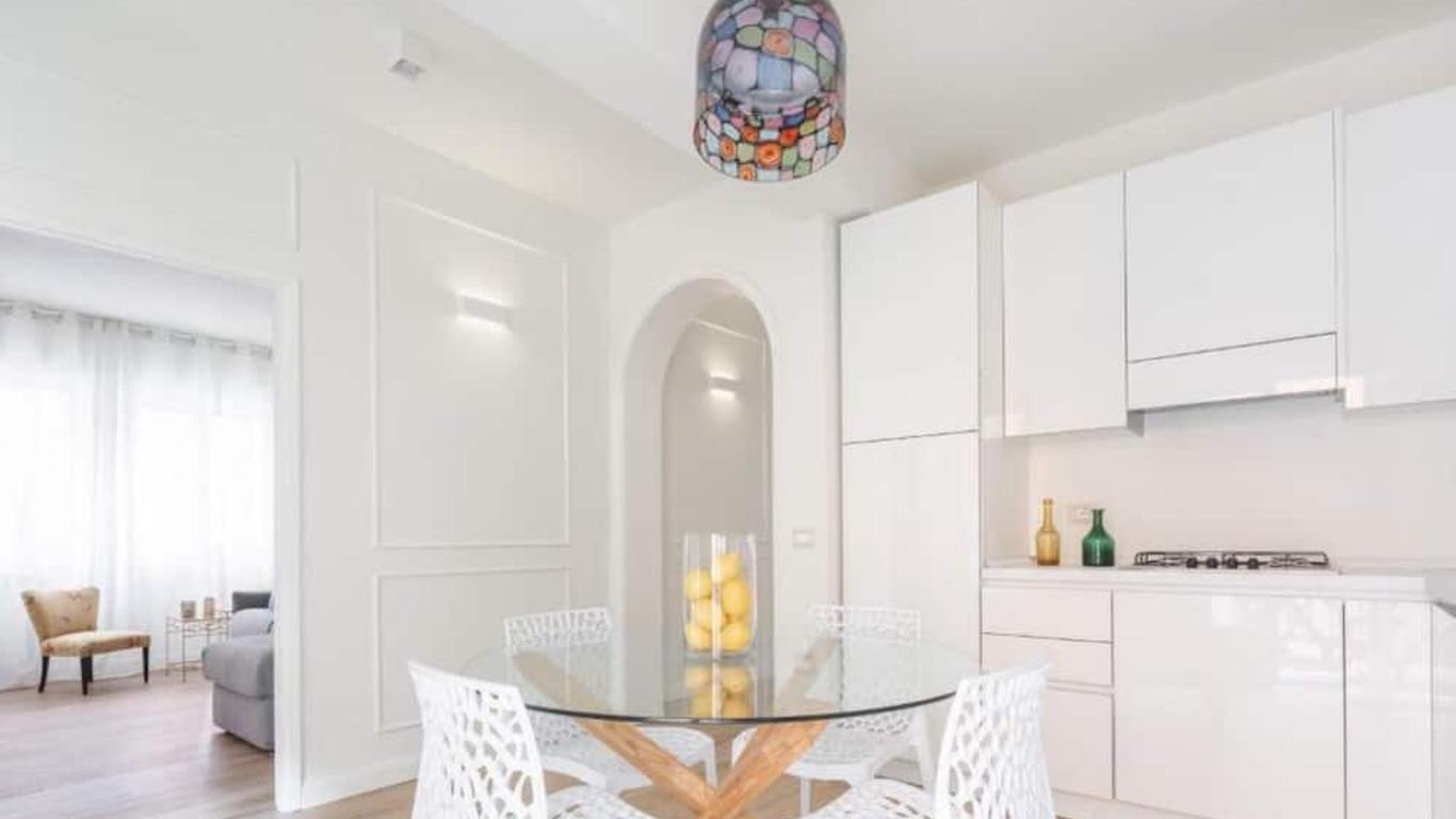 Ca del Mar Venice Luxury Apartments