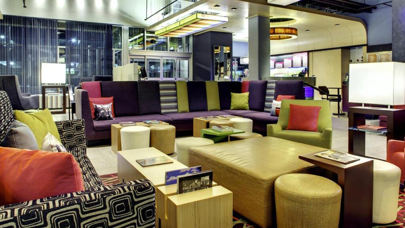 Aloft Austin at The Domain