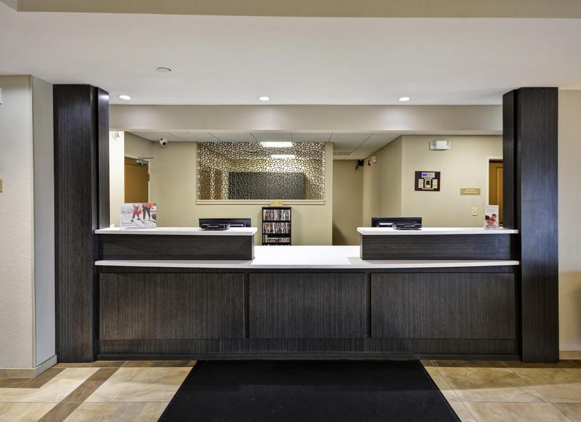 Front desk Photo