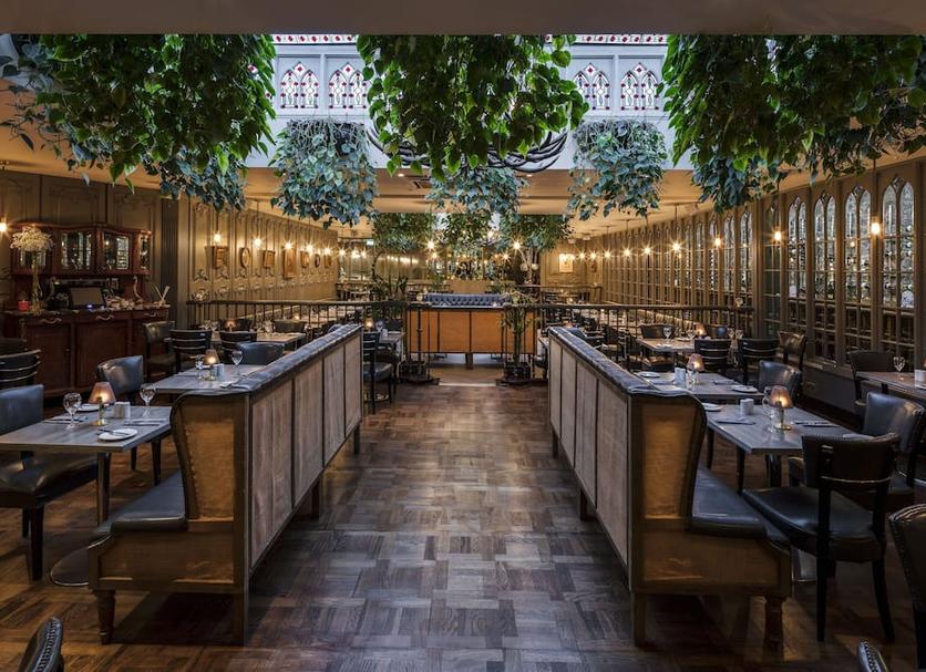 Restaurant Photo