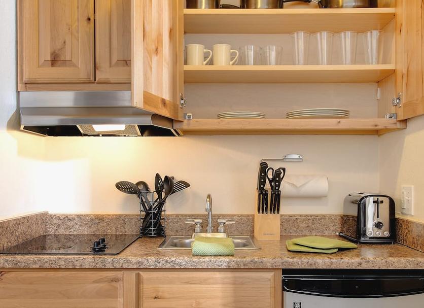 Kitchen Photo