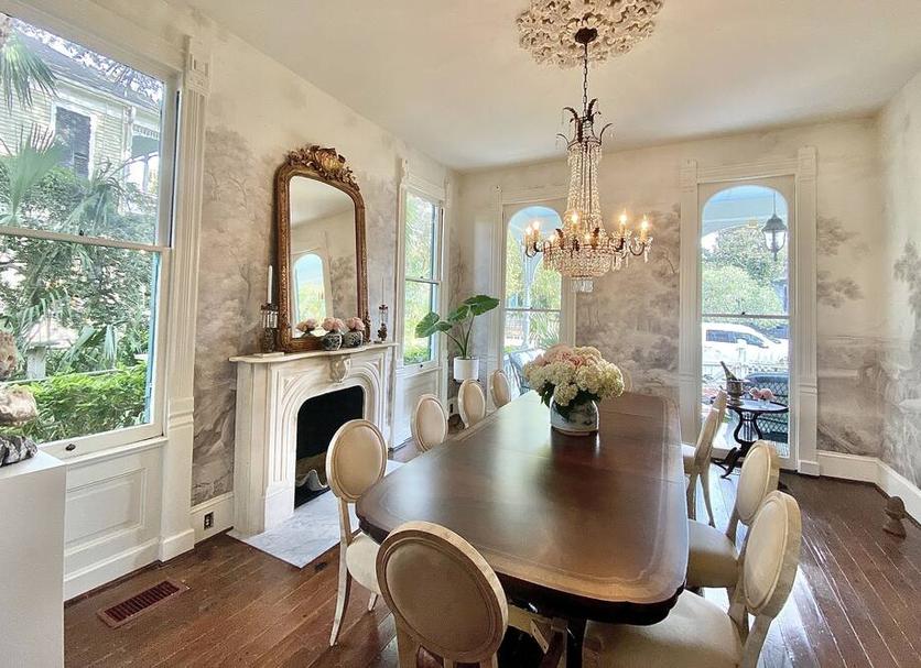 Dining room Photo