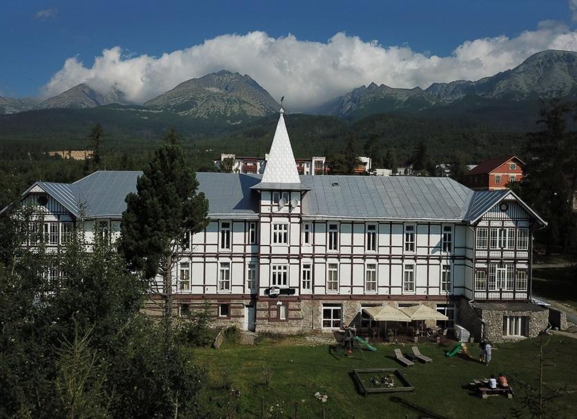 Building Photo