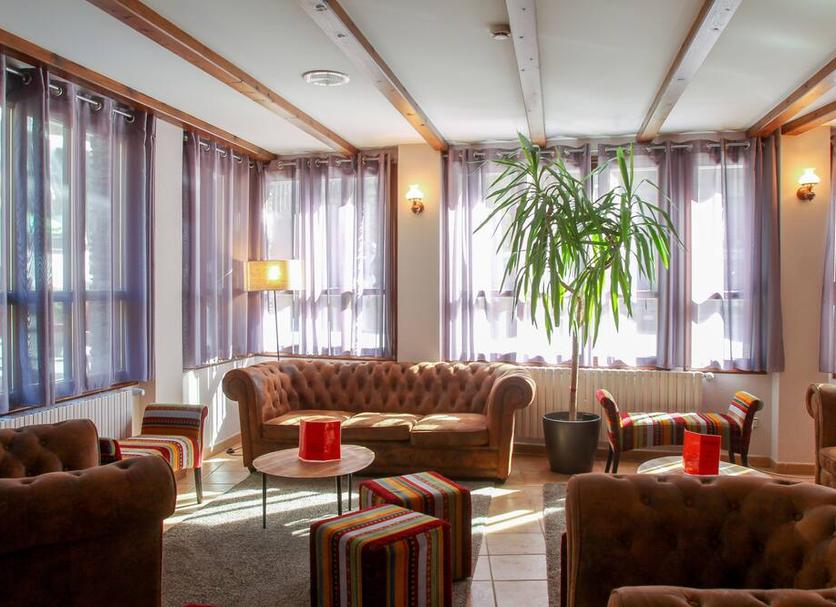 Lounge Photo
