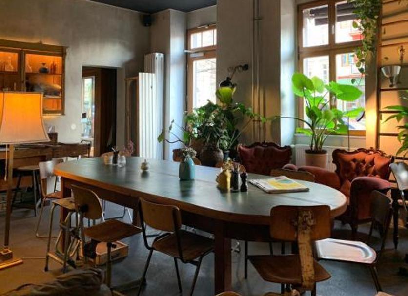 Dining room Photo