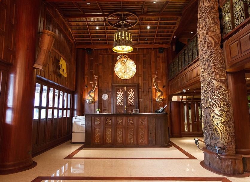 Front desk Photo