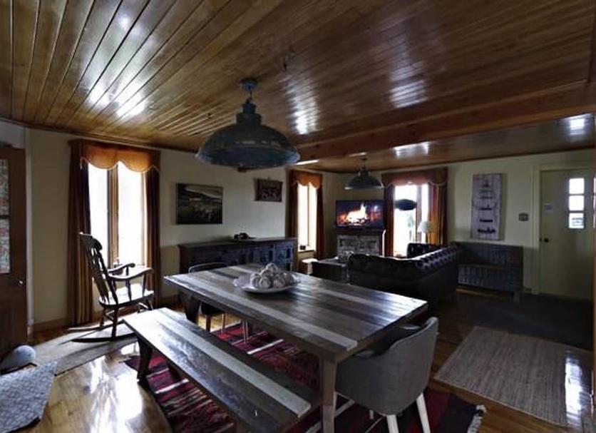 Dining room Photo